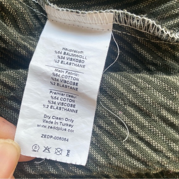 ZEDD PLUS Women's Asymmetrical Green White Geometric Pattern Tunic Size XL - Picture 8 of 9